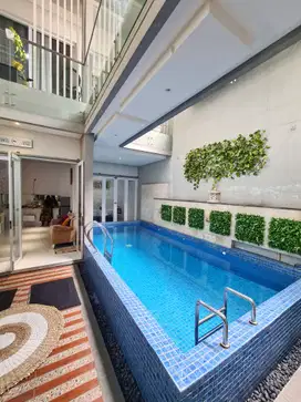 Rumah Dijual Metland Menteng. Ada Private Pool, Furnish - NEGO
