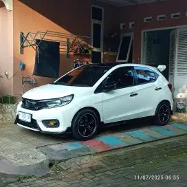 Honda Brio RS Urbanite DP15jt