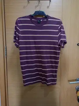 Baju kaos salur