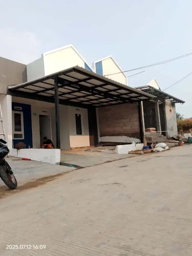 Kanopi baja ringan