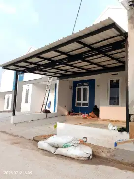 Kanopi baja ringan