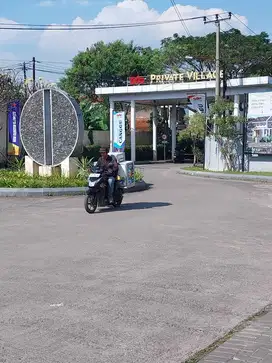 Tinggal bawa koper rumah komp private village cikoneng funished