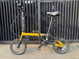 Dahon Glo K3 14 Inch 3 Speed Yellow Folding Bike