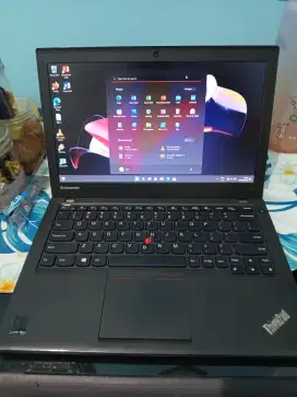 Laptop Lenovo Thinkpad x240 Core i5 Ram 8gb/SSD . Windows 11