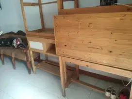 Meja Makan atau Belajar