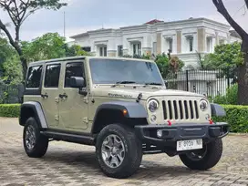 JEEP RUBICON FINAL EDITION 3.0 AT BENSIN 2018 RARE COLOUR PERFECT !!