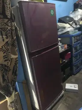kulkas sharp  SJ 237 ND 2 puntu