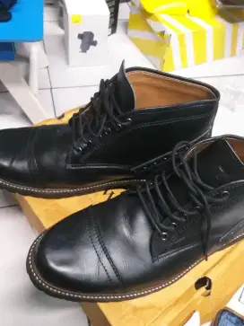 sepatu fromal benwickel