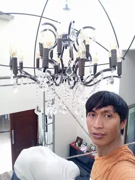 butuh jasa pasang lampu hias gantung besar dan kecil