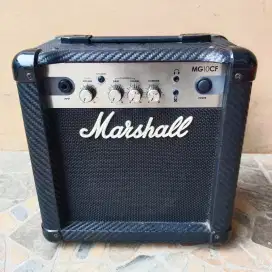 Ampli Gitar Marshall MG10CF
