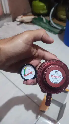 Regulator Gas - NIKO, bekas seperti baru, baru 10 hri pakai