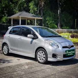 LOW KM | Yaris E 2013 / 2012 Matic FL2 | 2nd Facelift