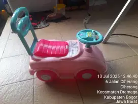 Mainan mobil dorong