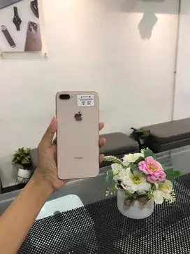 IPHONE 8PLUS 64GB FULLSET BERGARANSI TERIMA KREDIT DAN TUKER TAMBAH