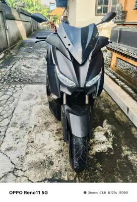yamaha xmax 2019 hitam ustimewa