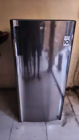 Kulkas 1 pintu LG