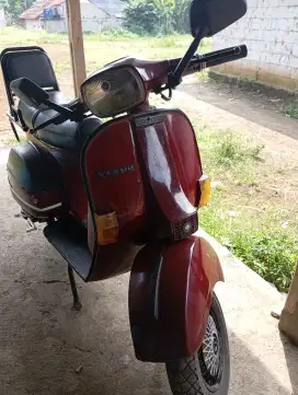 Vespa exclusive 1 tahun 84