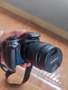 Kamera Canon 1100D