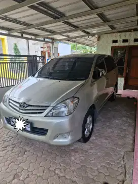 Toyota Kijang Innova 2008 Bensin