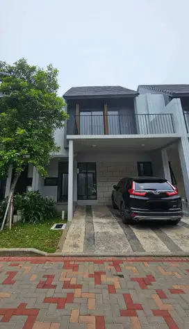 Di Sewakan Rumah 2 Lantai Di Wisteria Metland Menteng Cakung Jakarta