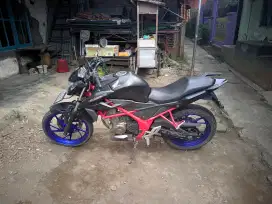 Dijual honda cb150r tahun 2016