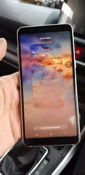 SAMSUNG A8  LIKE NEW