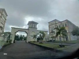 Dikontrakkan rmh cantik 2lt fully furnish di Grand  Kawanua Manado