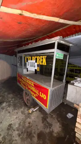Jual etalase serbaguna