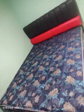 Kasur Central Spring Bed Deluxe + Dipan