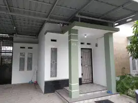 Dijual 1 Unit Rumah Tinggal, lokasi Kota Padang (tanpa perantara)