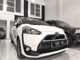 Toyota Sienta V 1.5 Matic tahun 2017 TDP 35jt