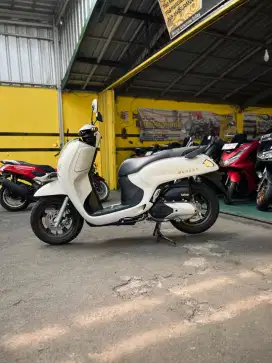 HONDA SCOOPY PRESTIGE 2025 KM RENDAH