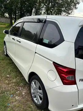Honda Freed E PSD 2012
