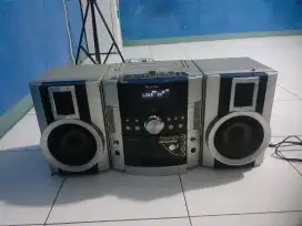 Compo poyltron fantastik usb line in tape dvd bisa ke hape juga mulus