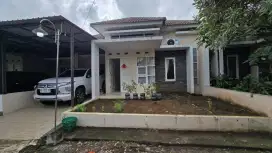 Rumah Full Furnished di Perumahan Strategis 15menit dari UNS