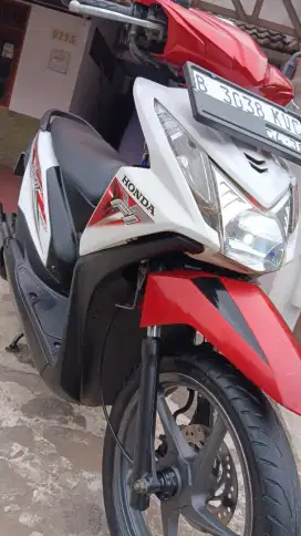 Honda Beat 2015 Stater Halus , Original , Mulus