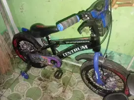 Dijual sepeda anak bmx