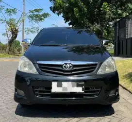Di jual INNOVA G 2.0 A/T 2011