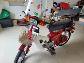 HONDA SUPER CUB LEGEND MERAH MULUS TERAWAT