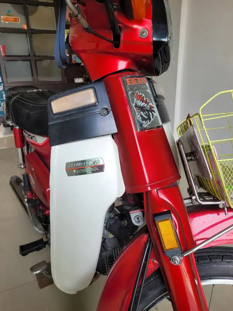 HONDA SUPER CUB LEGEND MERAH MULUS TERAWAT