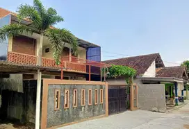 DIJUAL KOST EKSKLUSIF 14 KAMAR DI JAKAL KM 13 SELATAN KAMPUS UII YOGYA