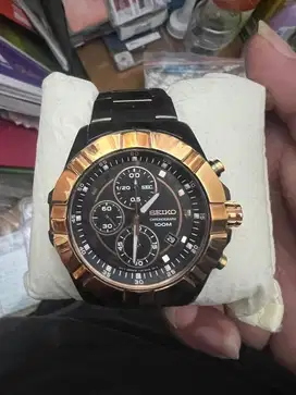 jam tangan seiko chronograph black gold