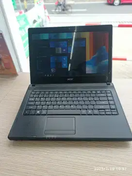 Laptop acer. Dijual murah ajaa. Sudah SSD Ram 6 gb