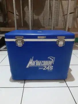 Ice box merk LION STAR MARINA COOLER 24s 22 liter