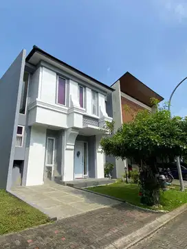 Dijual Rumah 2 lt Rapi Sudah renov di Vivacia The Eminent BSD