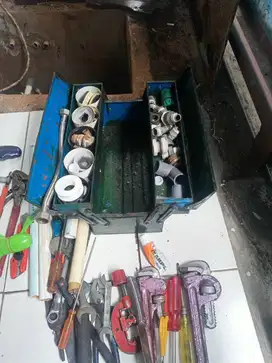 Alat alat perbaikan air plumbing