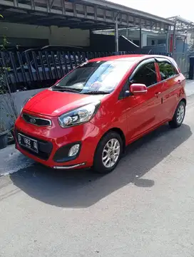 KIA Picanto (tangan pertama km rendah)
