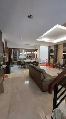 Rumah Furnished di Bale Pakuan Ciumbuleuit