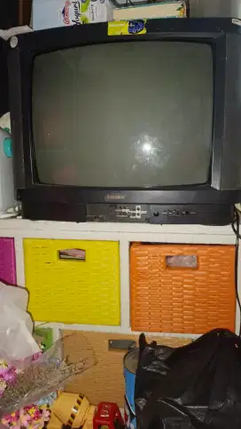 Tv Samsung bekas 21 in