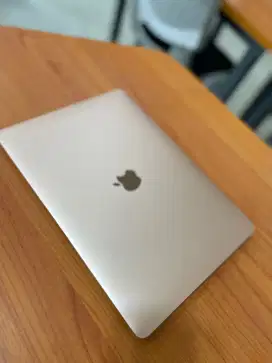 Jual Macbook Air tahun 2020